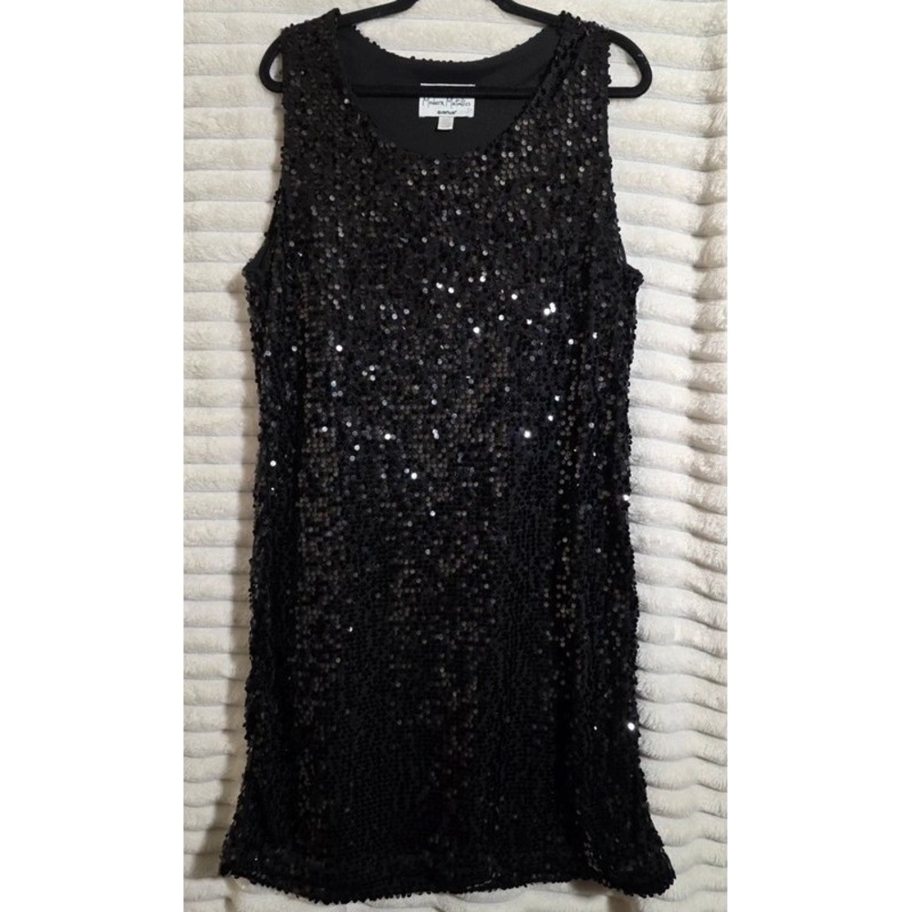 Modern Metallics Avenue Black Sequin Sleeveless Shift Dress Plus Size 14/16